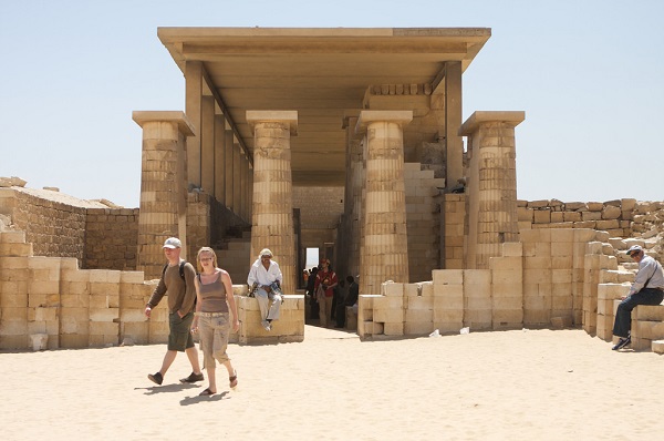 Private Tour to Pyramids , Sakkara and Dahshur Private Tour to Pyramids , Sakkara and Dahshur