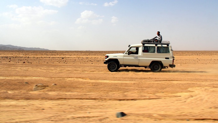 Hurghada Bedouin Desert Safari by Jeep 4x4 Hurghada Bedouin Desert Safari by Jeep 4x4