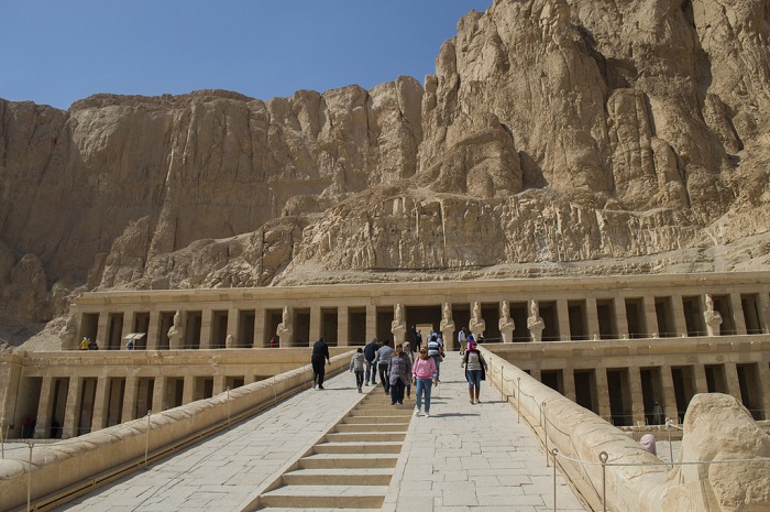 Luxor overnight Tour from Hurghada Luxor overnight Tour from Hurghada