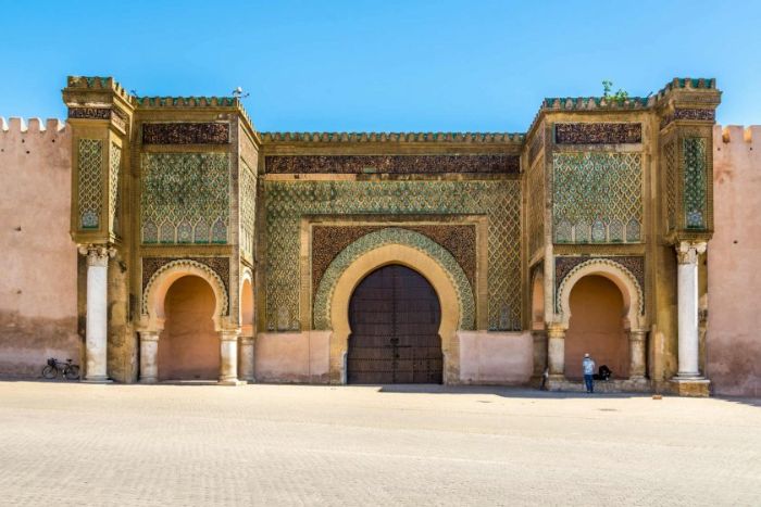 5 Days Casablanca and Fez Tour 5 Days Casablanca and Fez Tour