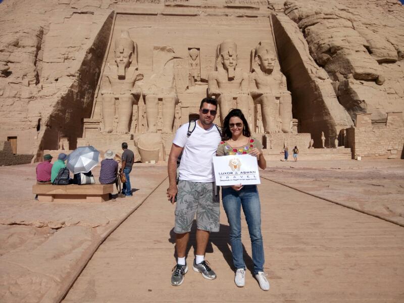 Excursion d'une journée à Abou Simbel depuis Assouan en autocar