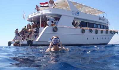 Snorkeling in barca a Ras Mohamed