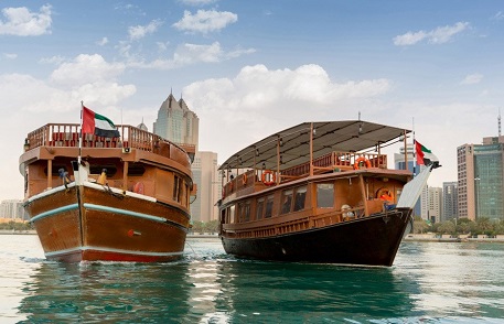 Jantar no Cruzeiro Abu Dhabi Dhow