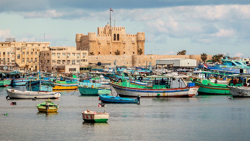 Alexandria Mild weather by the harbour in Alexandria